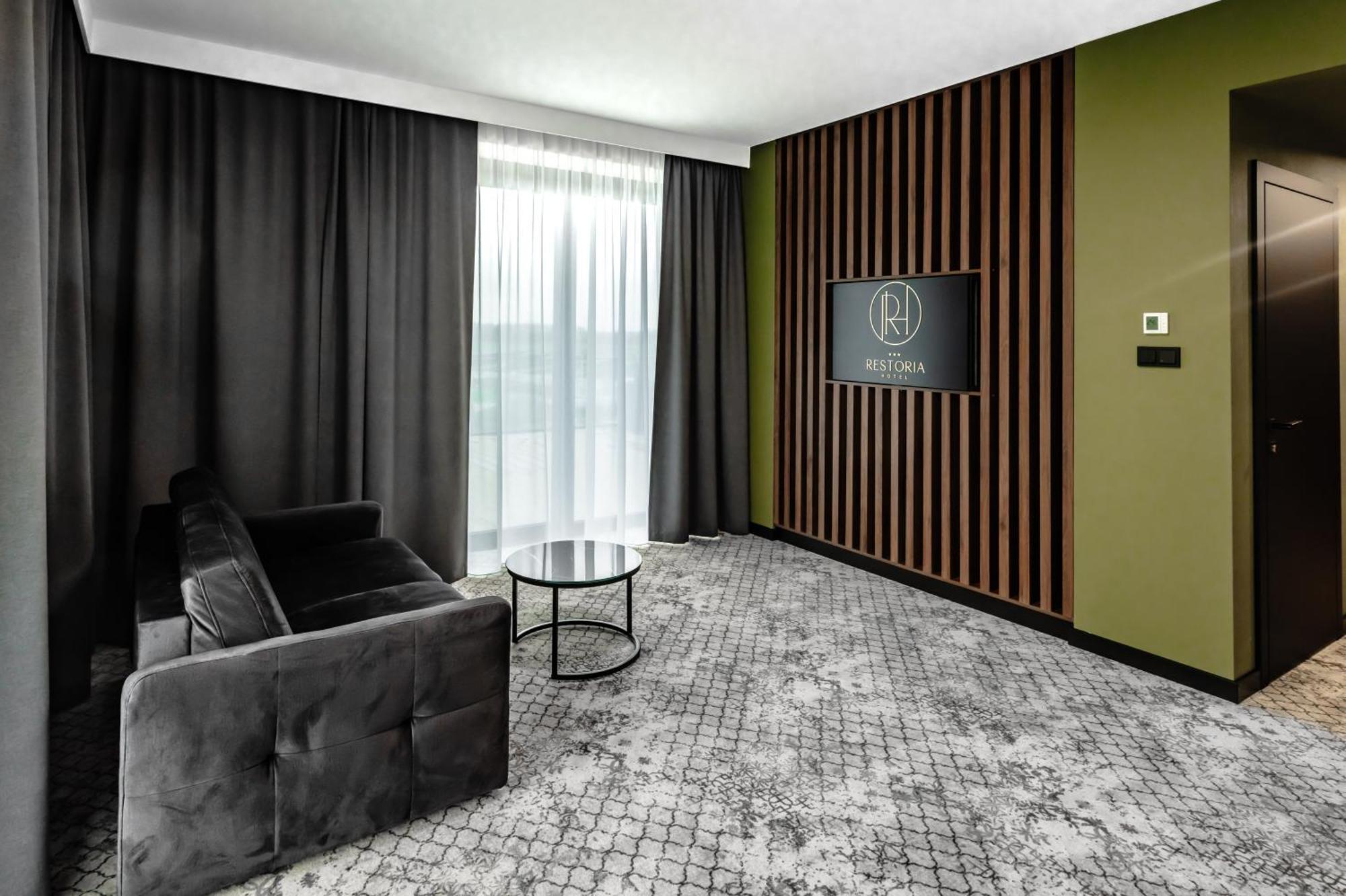 Restoria Hotel*** Radzyn Podlaski Exteriör bild